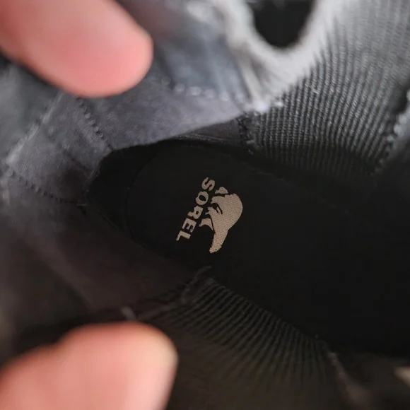 SOREL Joan Now Chelsea Boot Black Pull On Lug Sole - Picture 9 of 10